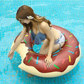 Doughnut Opblaasbare Doughnut Zwemring #90, Luchtmatras, Donut, Water Speelgoed voor Volwassenen en Kinderen, Drijvend Speelgoed, Zwembad, Luchtmatras voor Zwembad, Feest, Strand Etc, Bruin
